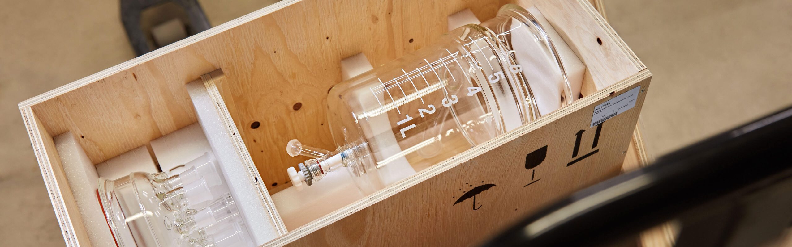 GlasKeller Schweizer Glasgeschichte, Mixer-Settler, Glasreaktoren, Extraktionskolonnen, schweizerische Glasproduktion, schweizerische Glasindustrie